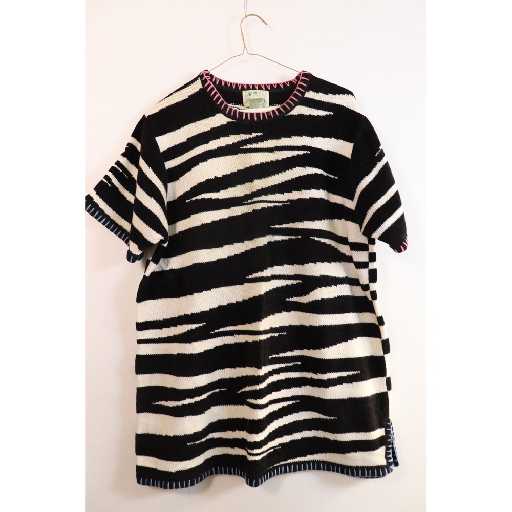 The Quacker Factory Vintage Zebra Print Knit Top‎ Black White Pink Blue Large
